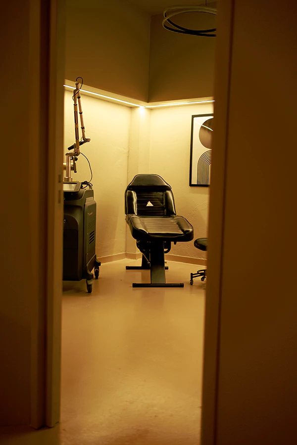 bloodylaser1